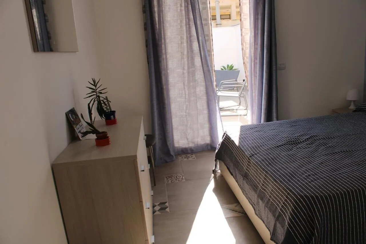 Mansarda Con Terrazza A 50 Metri Dal Mare Apartment Balestrate 0*,